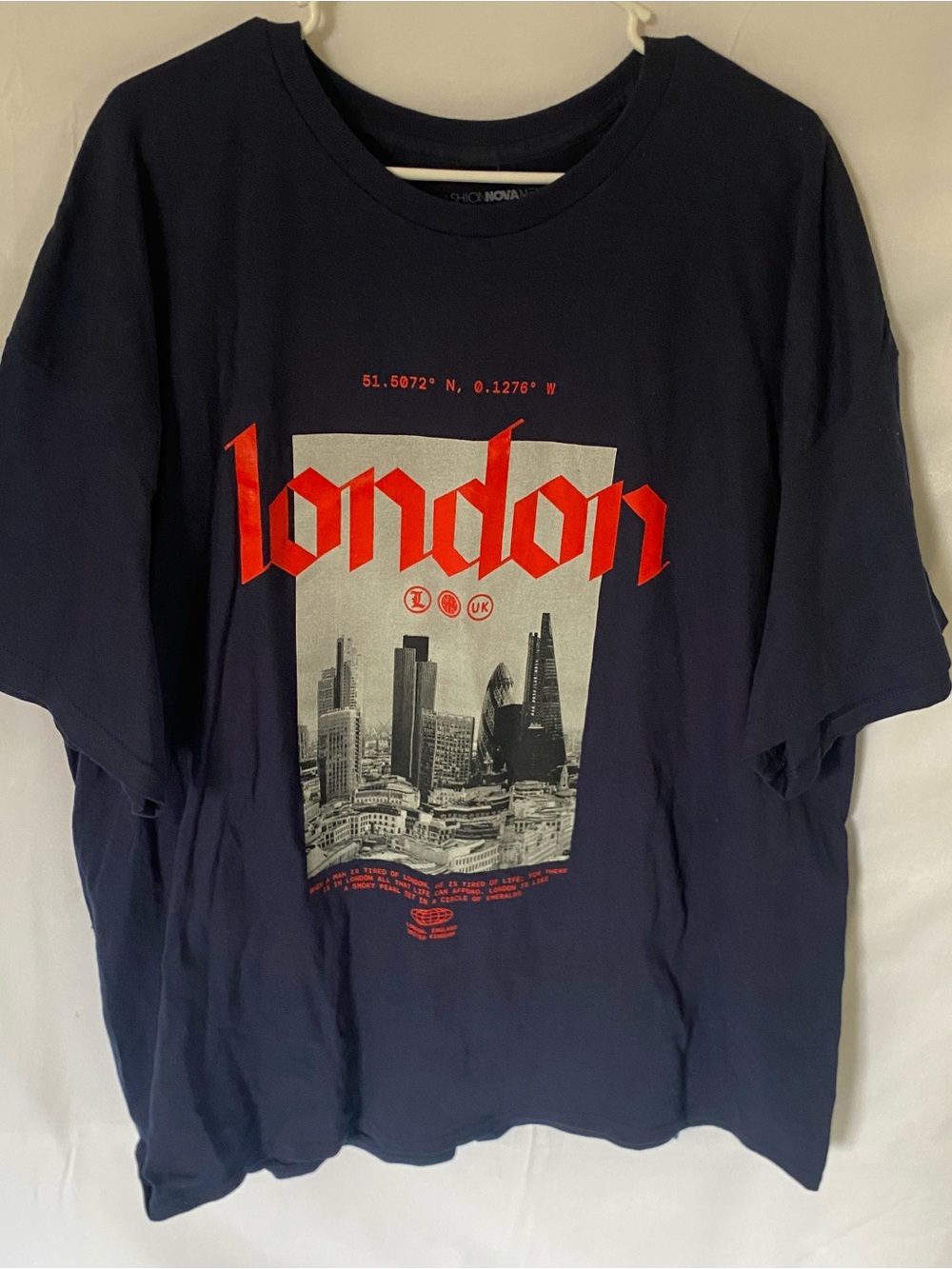 Fashion Nova Men Shirt 3XL London Graphic Tee Navy Blue Red Gothic Font Big